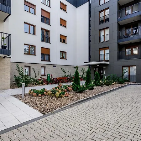 Rent Like - Rozana 19 * Poznań